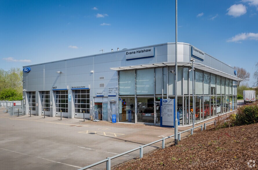 Chester Way, Northwich for sale - Primary Photo - Image 1 of 1