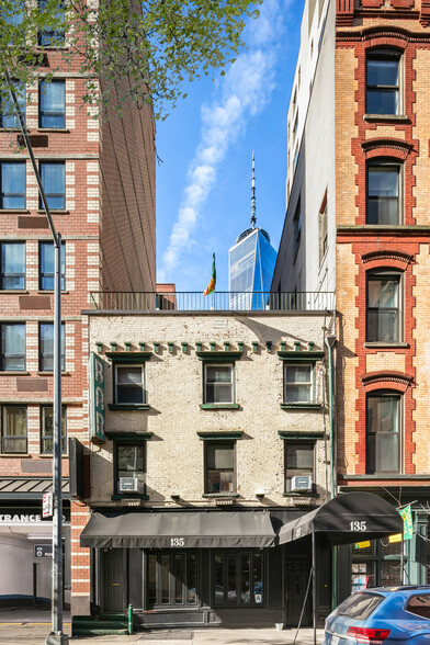 135 Reade St, New York, NY for sale - Building Photo - Image 1 of 1