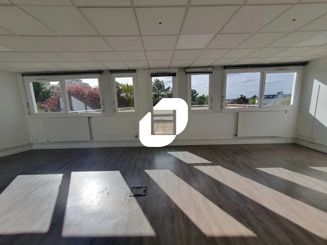 Vente Bureaux 421 m²