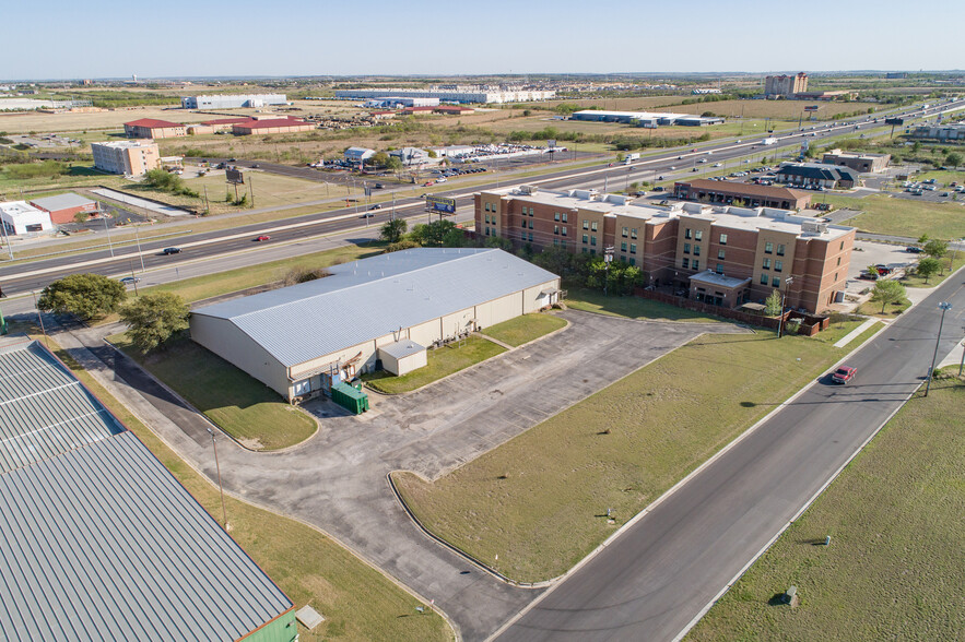 2460 S Interstate 35, San Marcos, TX for rent - Building Photo - Image 1 of 10