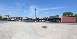 More details for 2001 N Rand Rd, Palatine, IL - Retail for Rent