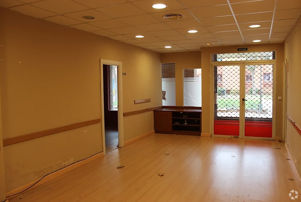 Plaza Luis Buñuel, 4, Rivas-Vaciamadrid, Madrid to rent Primary Photo- Image 1 of 2