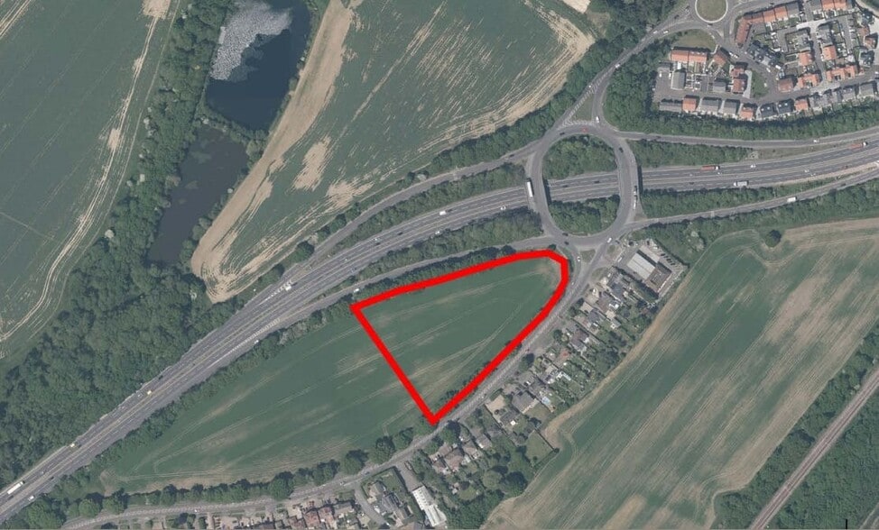 Chelmsford Road, Brentwood for sale - Building Photo - Image 1 of 2