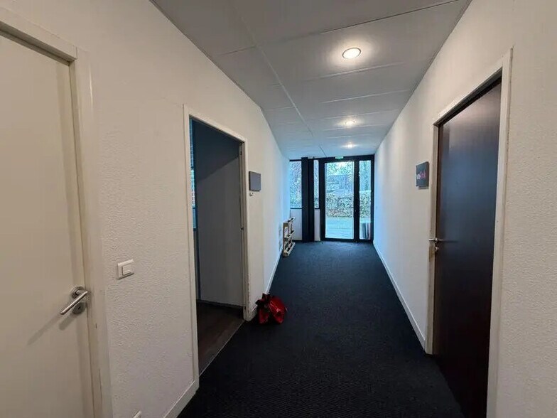 Office in Floirac to rent - Building Photo - Image 3 of 7