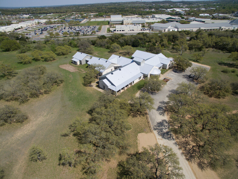 400W 290 & Roger Hanks Parkway, Dripping Springs, TX for sale - Building Photo - Image 1 of 48