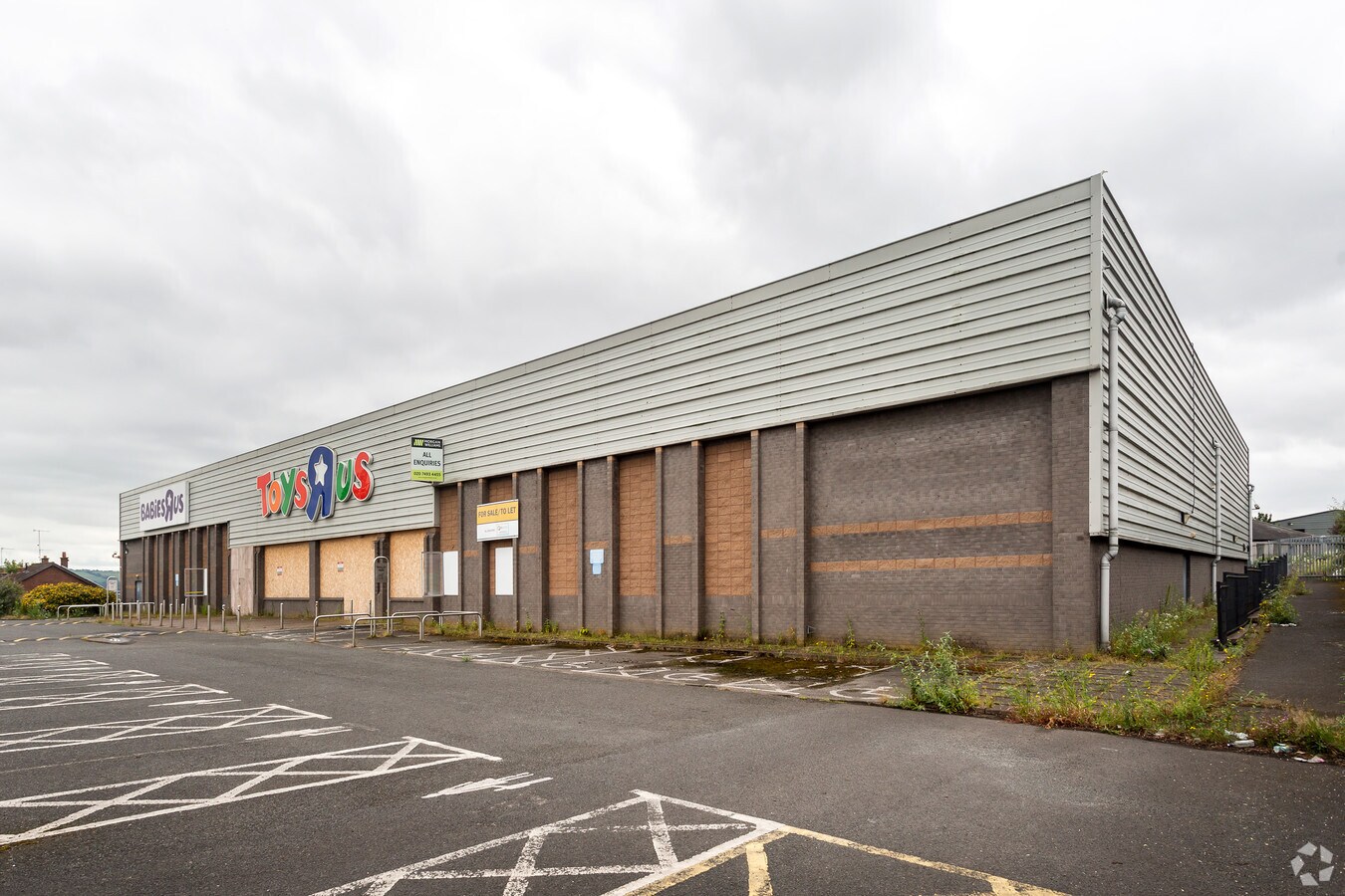38 Mill Rd, Newtownabbey, BT36 7BE UK
