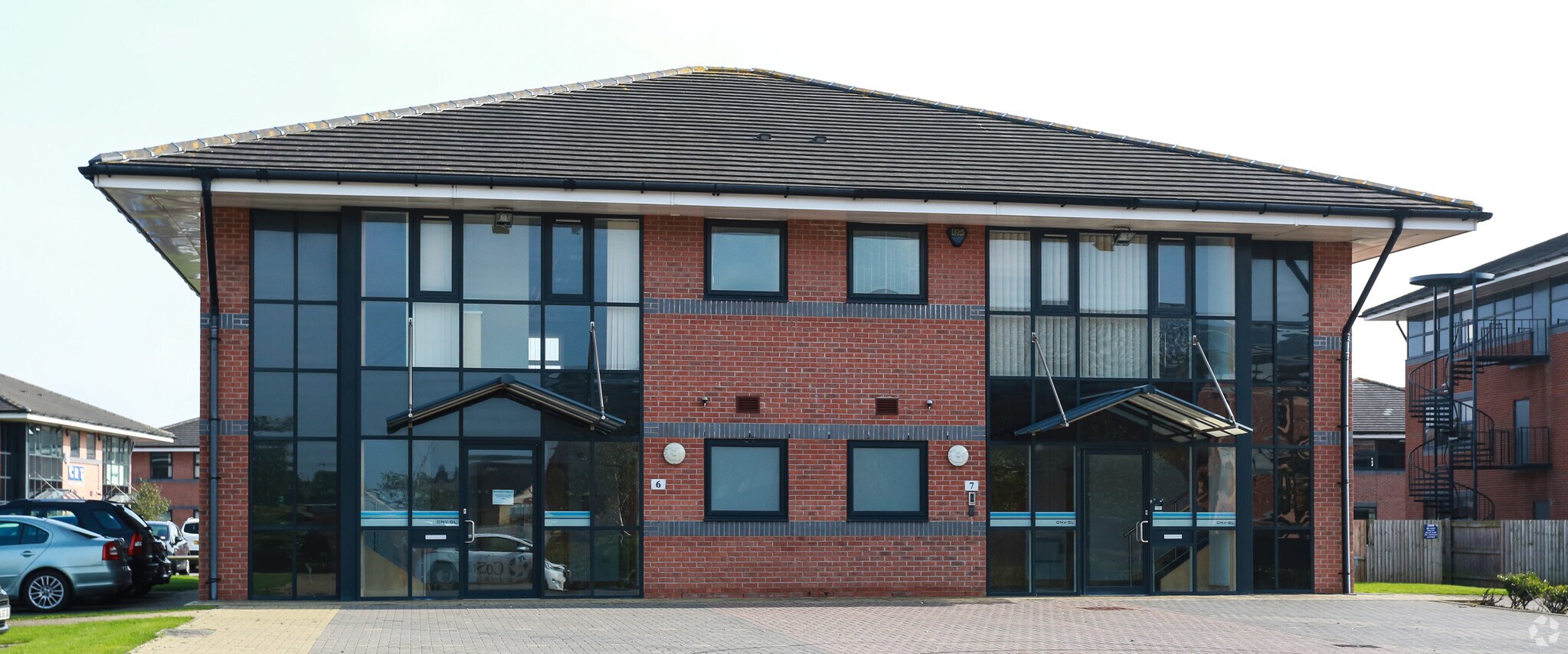 Silverton Ct, Cramlington for sale Primary Photo- Image 1 of 1