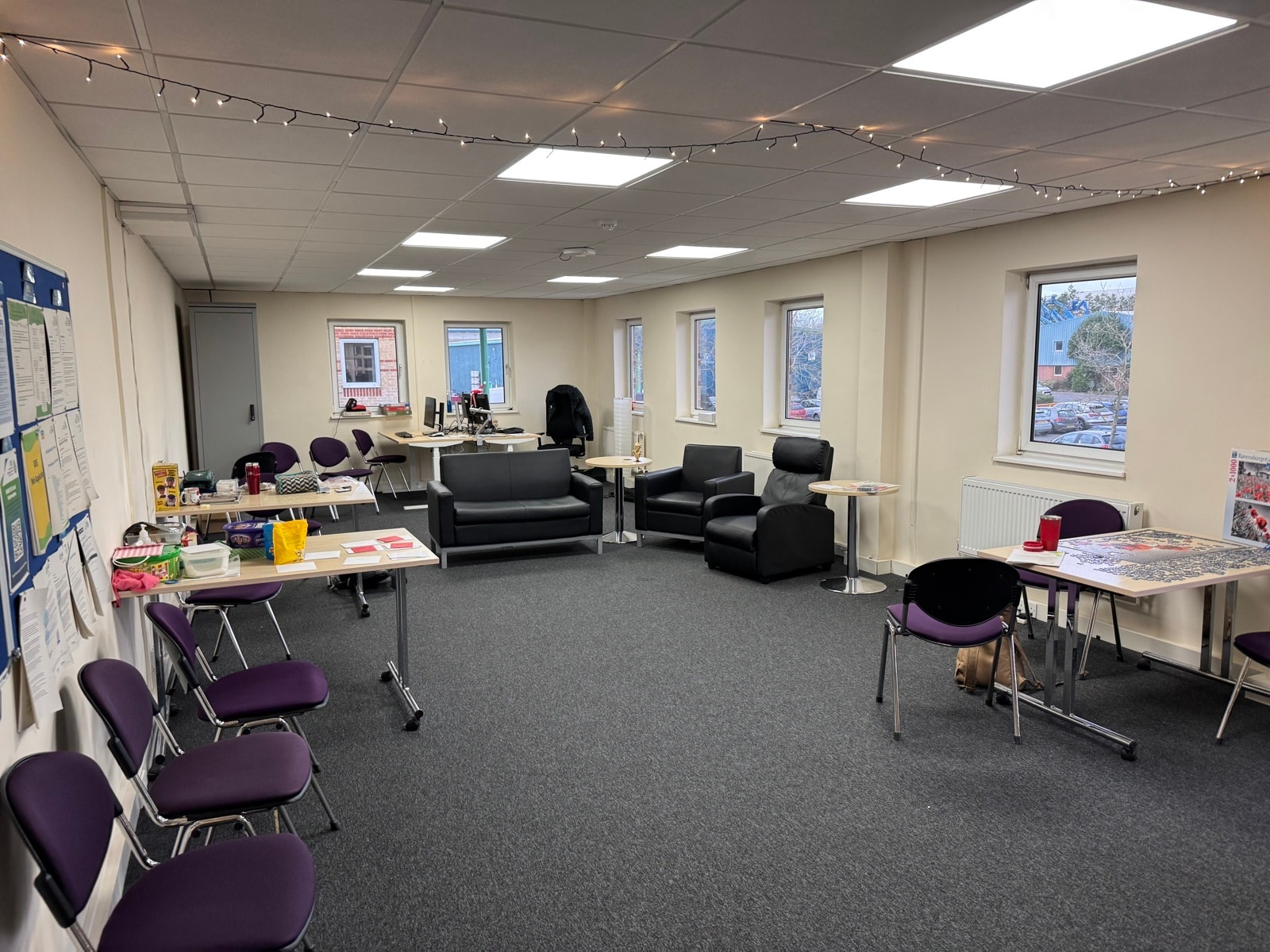 Moorbrook, Didcot to rent Interior Photo- Image 1 of 1