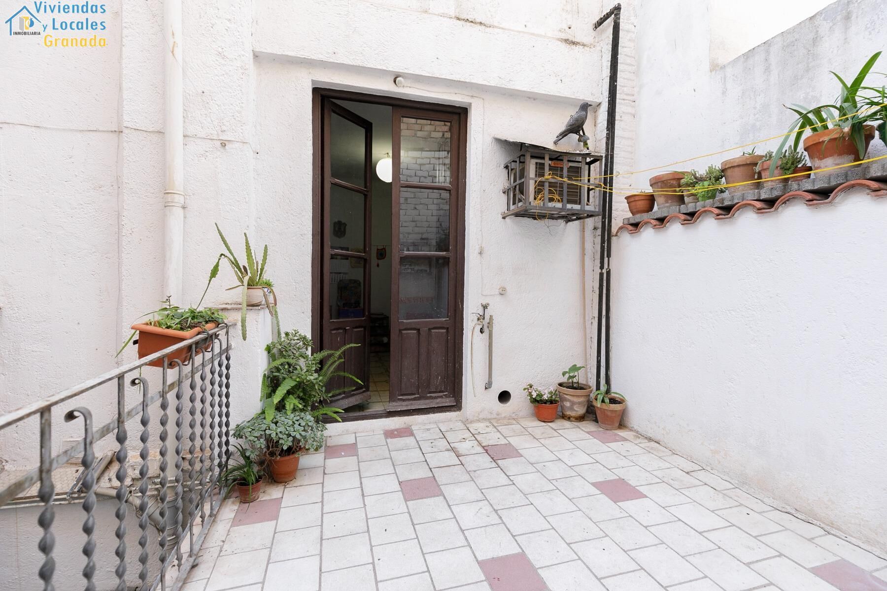 in Granada, Granada for sale Building Photo- Image 1 of 27