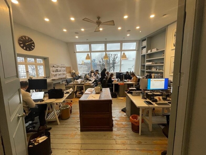 32 Stratford Rd, London to rent - Building Photo - Image 3 of 6