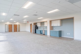 5020 Riverside, Irving, TX to rent Interior Photo- Image 2 of 5