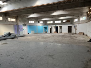 25 Popple St, Hull for sale Interior Photo- Image 2 of 8