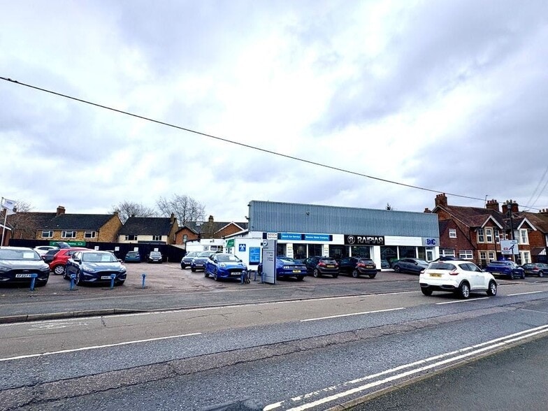 16-18 Banbury Rd, Bicester to rent - Building Photo - Image 3 of 12