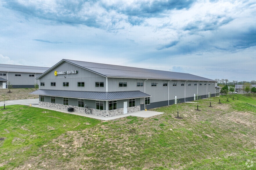 1000 Randall Ct, Export, PA to rent - Building Photo - Image 3 of 24