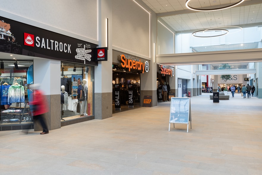 Fairhill Ln, Ballymena to rent - Interior Photo - Image 2 of 17