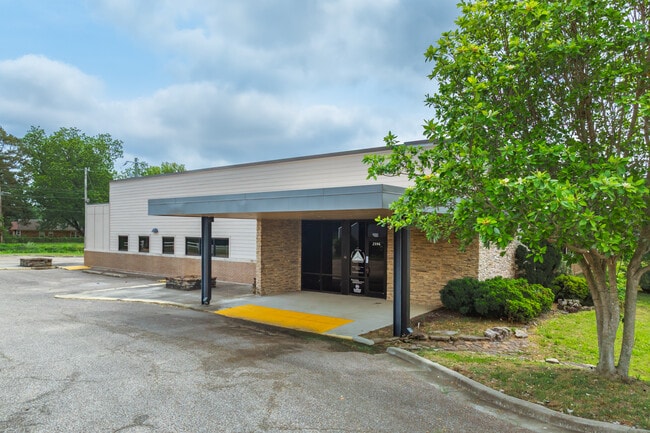 More details for 2596 Interstate 55, Marion, AR - Office for Auction