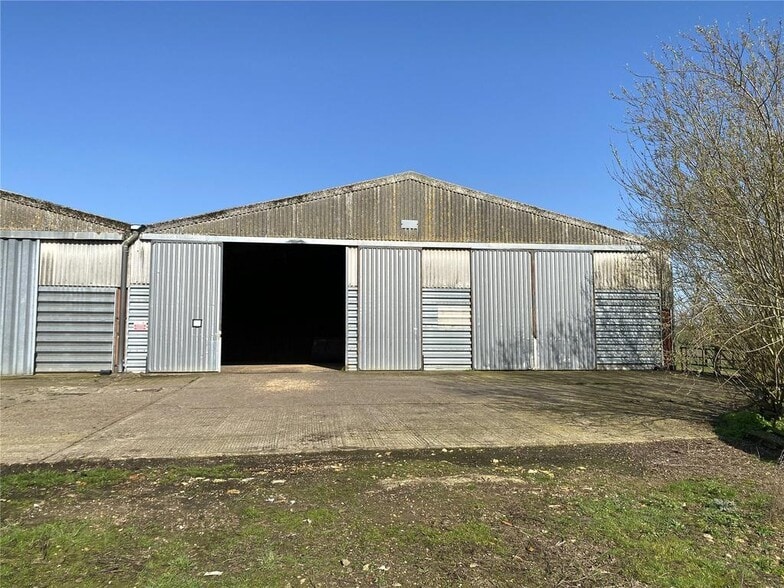 Newton, Kettering to rent - Building Photo - Image 3 of 5