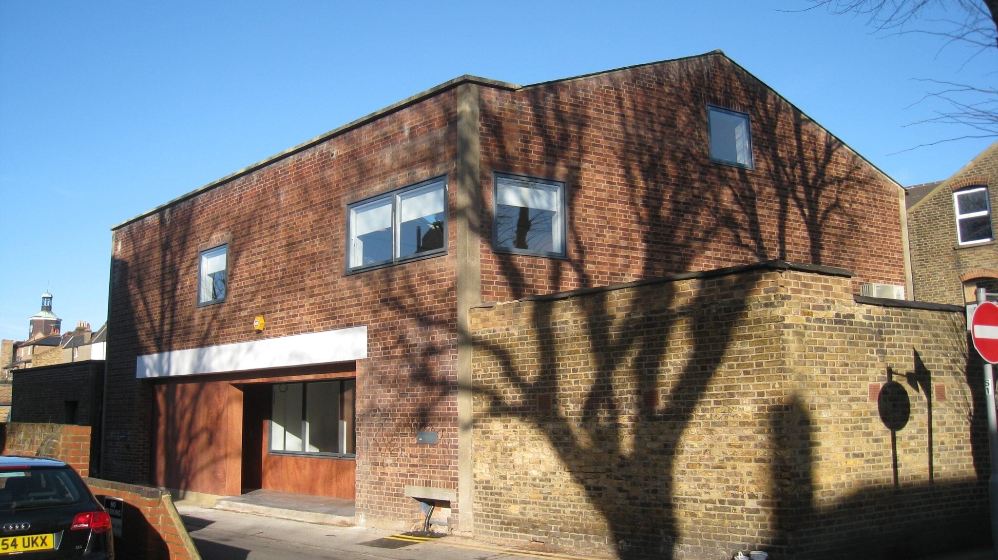 6 Electric Para, Surbiton to rent Primary Photo- Image 1 of 5