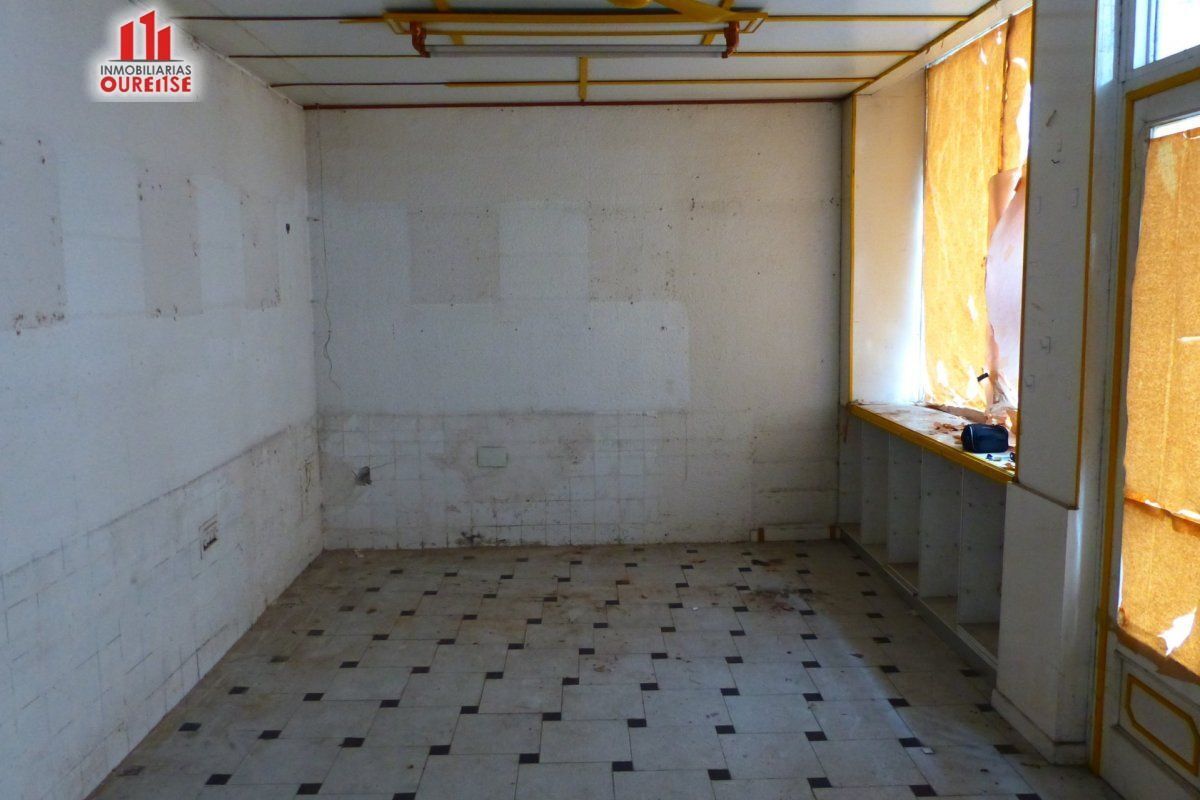 Retail in Ourense to rent Building Photo- Image 1 of 6