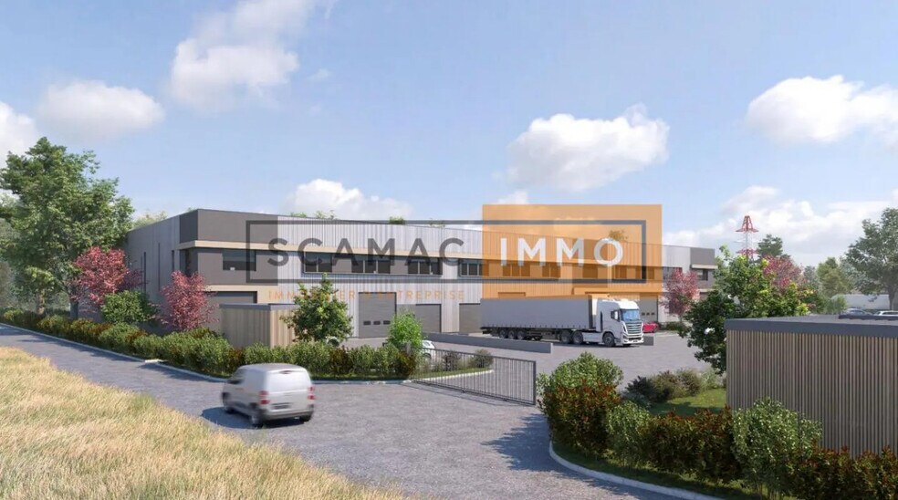 Light Industrial in Persan for sale - Building Photo - Image 1 of 4