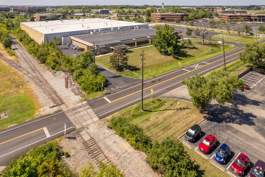 10001 Alliance Rd, Blue Ash, OH for rent - Aerial - Image 2 of 5