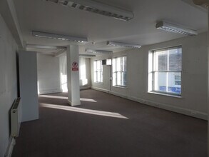 High St, Skipton to rent Interior Photo- Image 2 of 3
