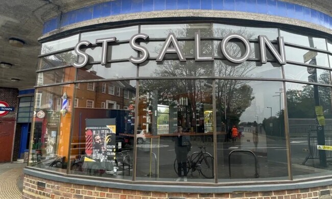 More details for Gunnersbury Ln, London - Retail to Rent