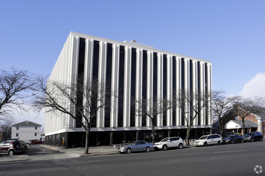 342 Westminster Ave, Elizabeth, NJ for sale - Primary Photo - Image 1 of 1