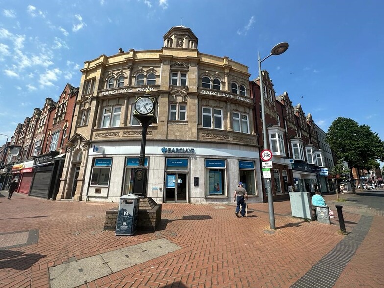 30-32 Bridge St, Worksop for rent - Building Photo - Image 1 of 1