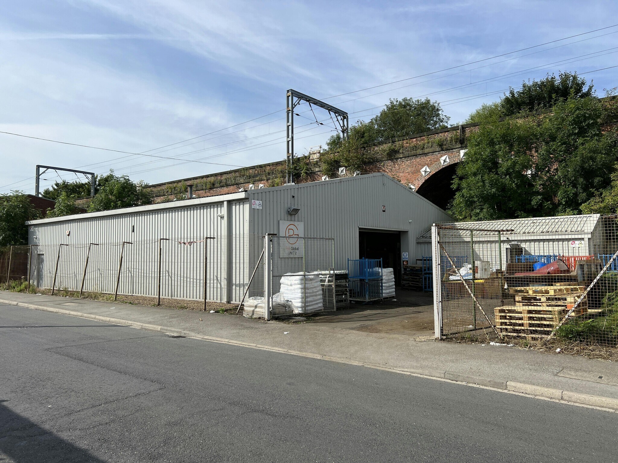 1 Tadman St, Wakefield to rent Building Photo- Image 1 of 13