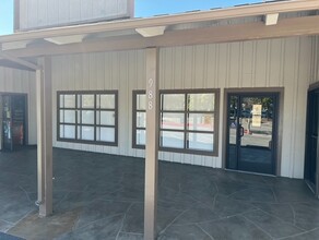 982-998 El Monte Ave, Mountain View, CA for rent Building Photo- Image 2 of 14