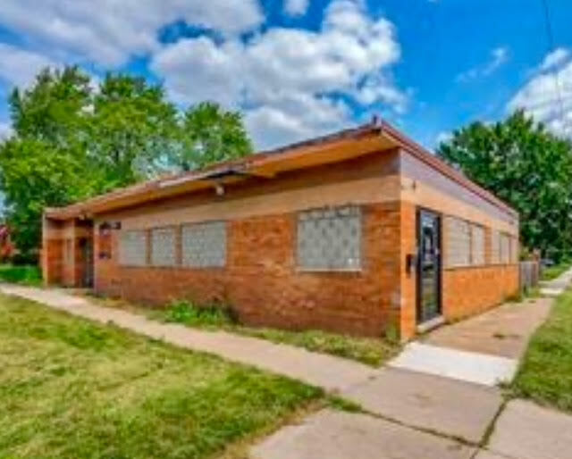 11110 Morang Dr, Detroit, MI for sale - Building Photo - Image 2 of 12