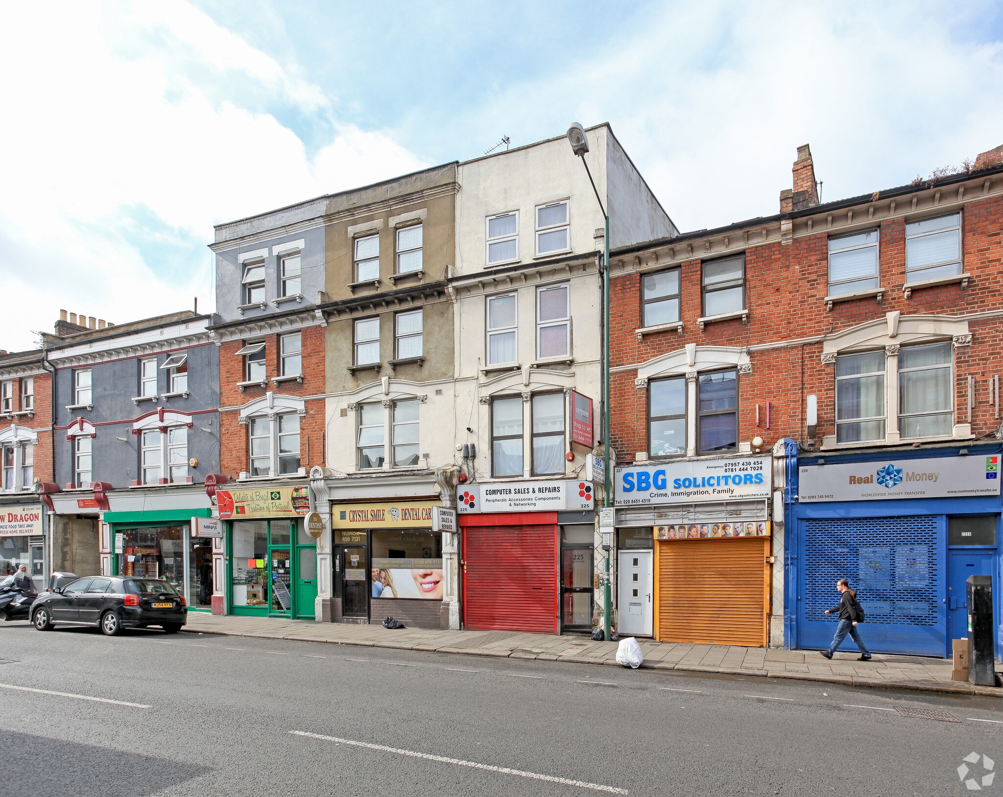 225 High Rd, London to rent Primary Photo- Image 1 of 4
