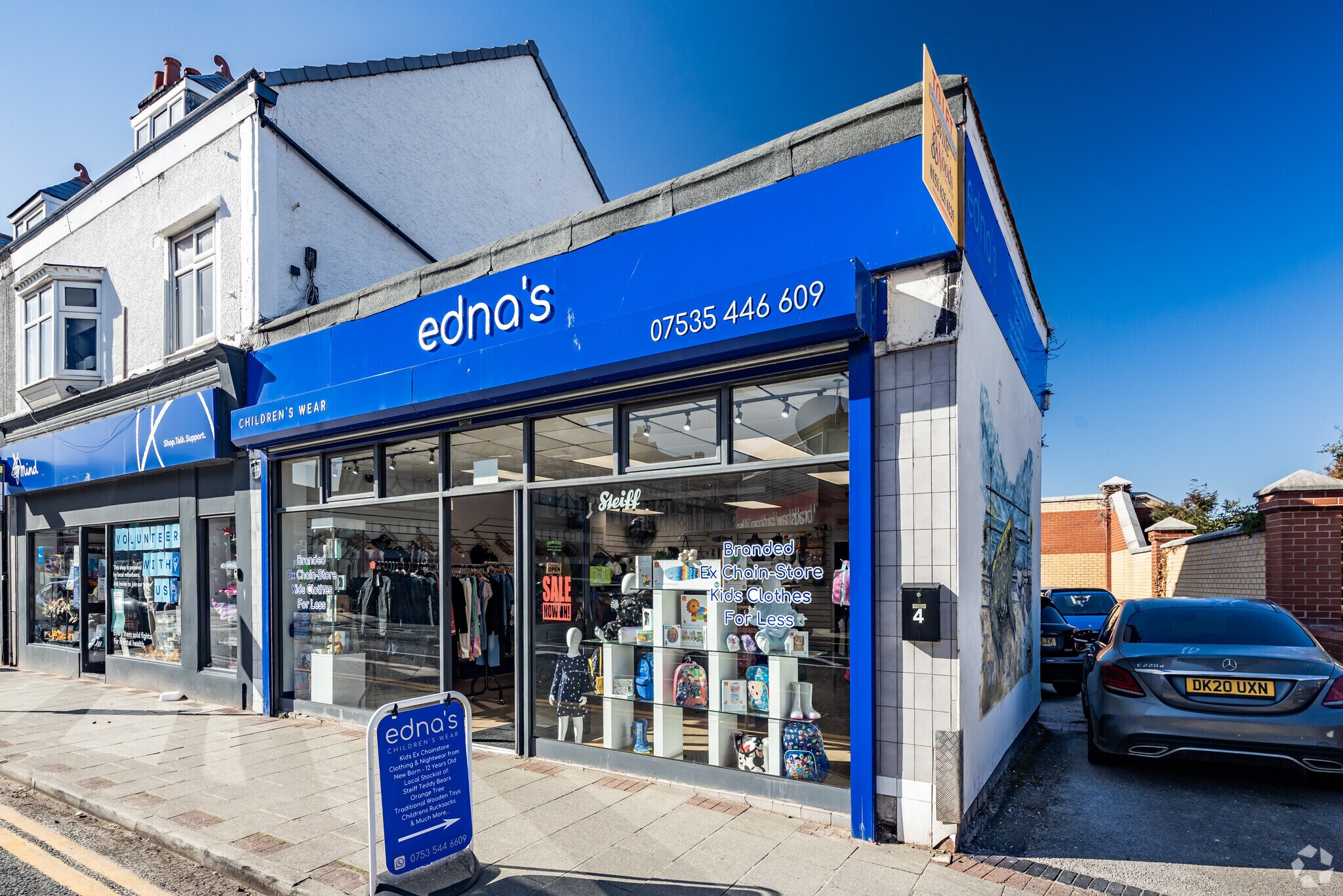 4 Banks Rd, Wirral to rent Primary Photo- Image 1 of 3