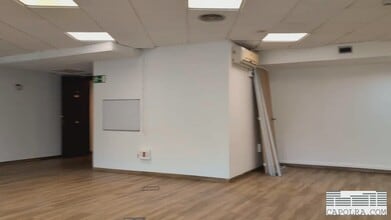 Carrer de Frederic Mompou, 3, Sant Just Desvern, Barcelona to rent - Commercial Listing Video