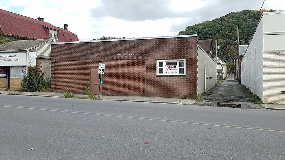 721 Franklin St, Johnstown, PA for sale - Primary Photo - Image 2 of 7