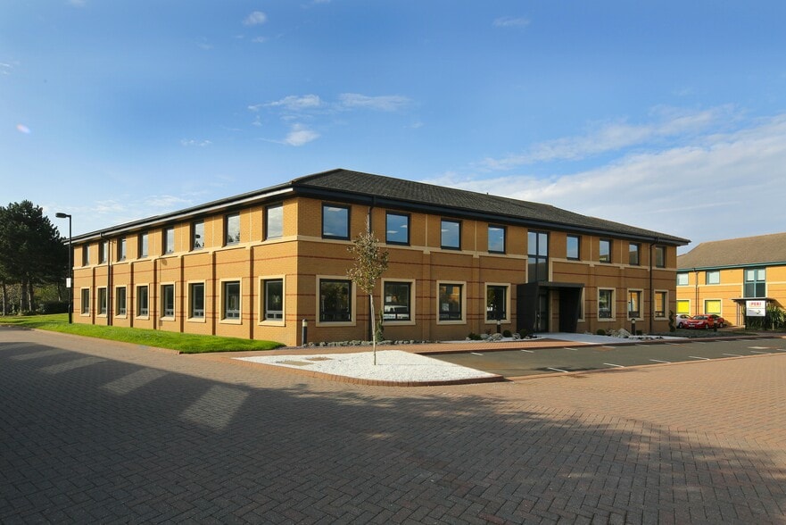 2620 Kings Court, Birmingham to rent - Building Photo - Image 1 of 6