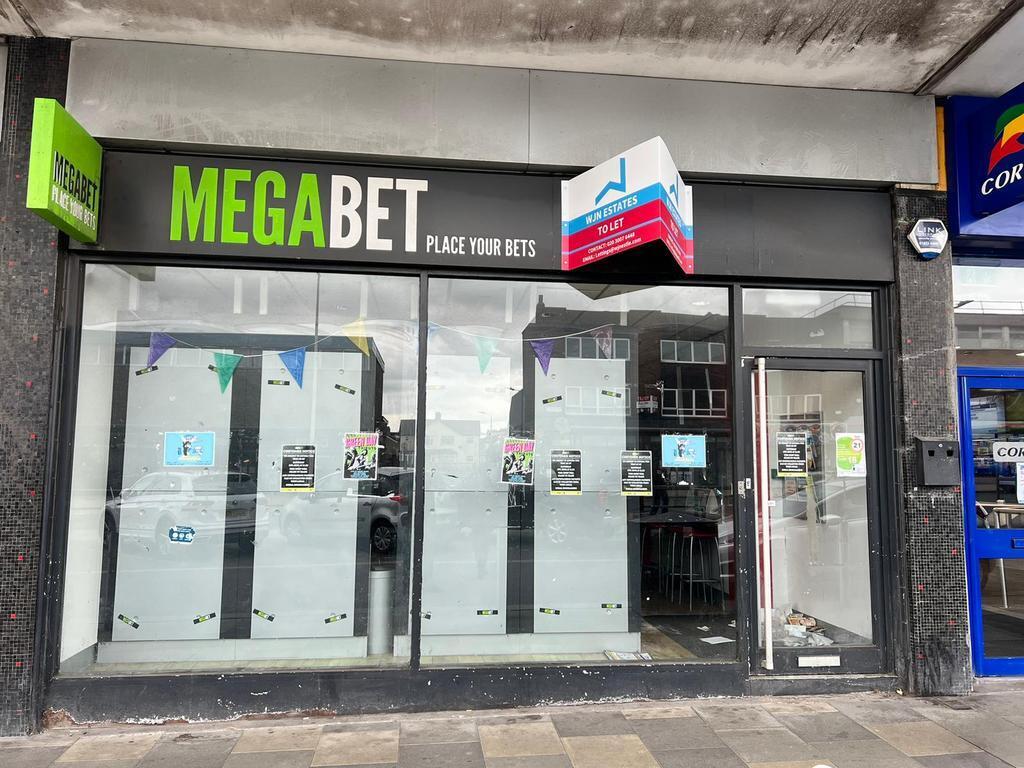 6 Broadway, Scunthorpe for sale Building Photo- Image 1 of 1