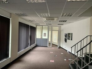 23 Stone St, Dudley to rent Interior Photo- Image 2 of 4