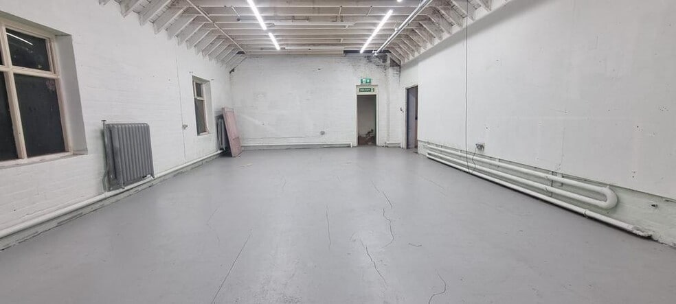 Ventnor St, Bradford to rent - Building Photo - Image 3 of 6