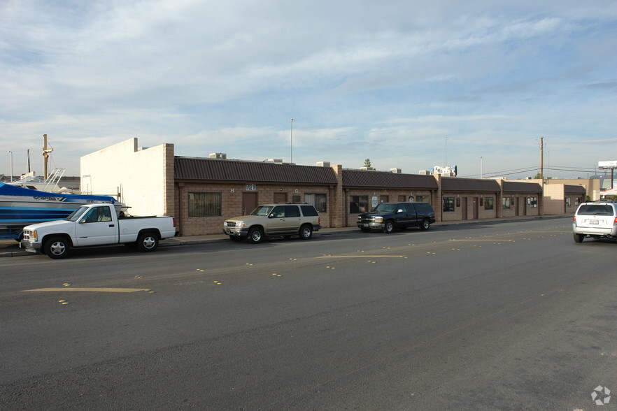 1702 Western Ave, Las Vegas, NV for sale - Primary Photo - Image 1 of 1