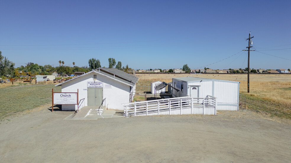 21562 Reynolds Ave, Dos Palos, CA for sale - Building Photo - Image 2 of 31