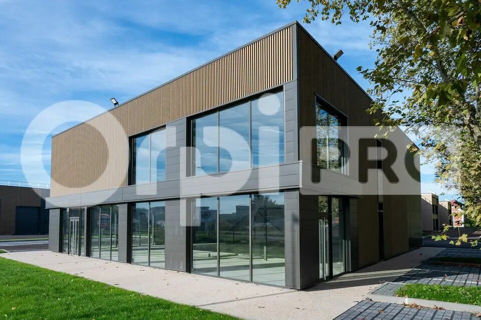 Light Industrial in Roanne for sale Building Photo- Image 1 of 5