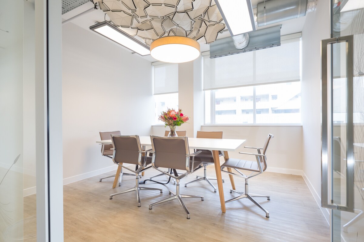 40 Bernard St, London for sale Interior Photo- Image 1 of 1