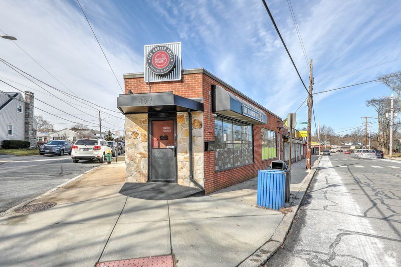 834-836 Admiral St, Providence, RI for sale - Building Photo - Image 1 of 25