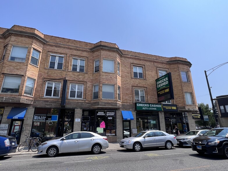 2305 N Milwaukee Ave, Chicago, IL for sale - Primary Photo - Image 1 of 1