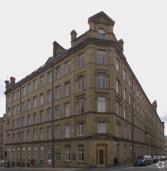8 Upper Piccadilly, Bradford to rent - Building Photo - Image 2 of 3