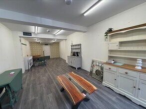 62 Eastgate, Louth to rent Interior Photo- Image 2 of 7