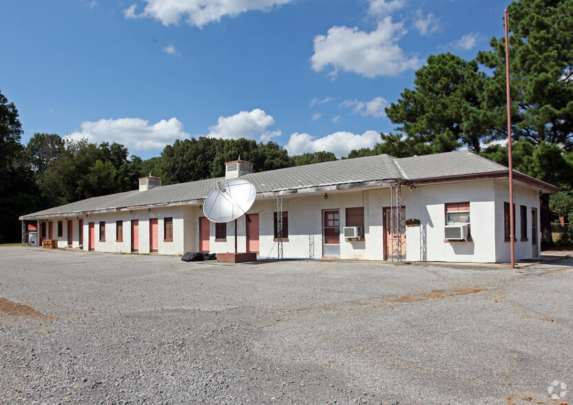 7418 Highway 70, Memphis, TN for sale - Primary Photo - Image 1 of 1