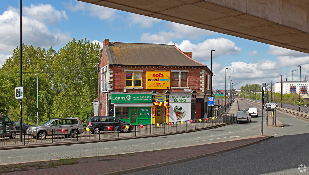 20-22 Byker Brg, Newcastle Upon Tyne for rent - Building Photo - Image 2 of 2